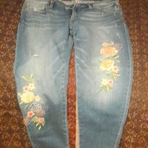 MISS ME EMBROIDERED ANKLE SKINNY JEANS